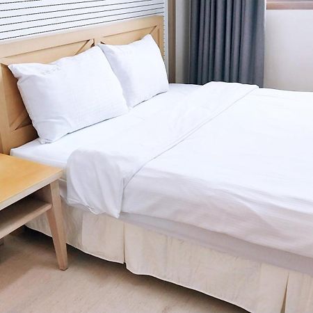 Golden Park Hotel Jeju Bagian luar foto